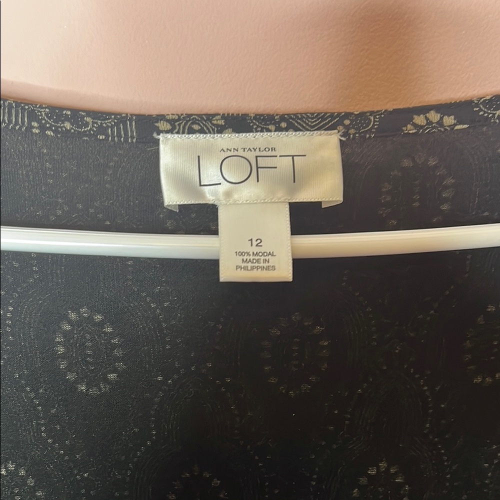 Loft Pattern Sheath Dress - Picture 3 of 3